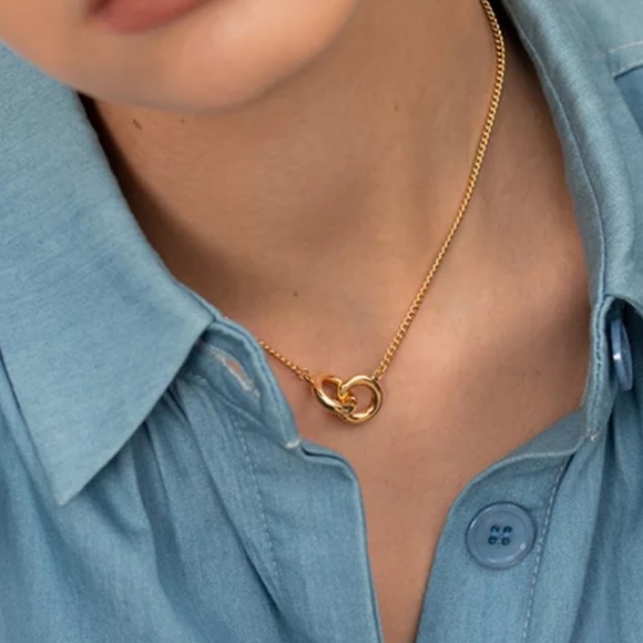 GP Hollow Double Circles Necklace - Picture 2 of 6